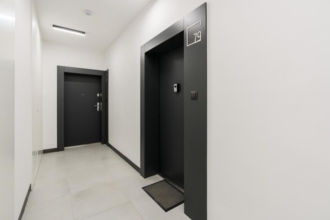 Modern Rataje By Renters Apartament